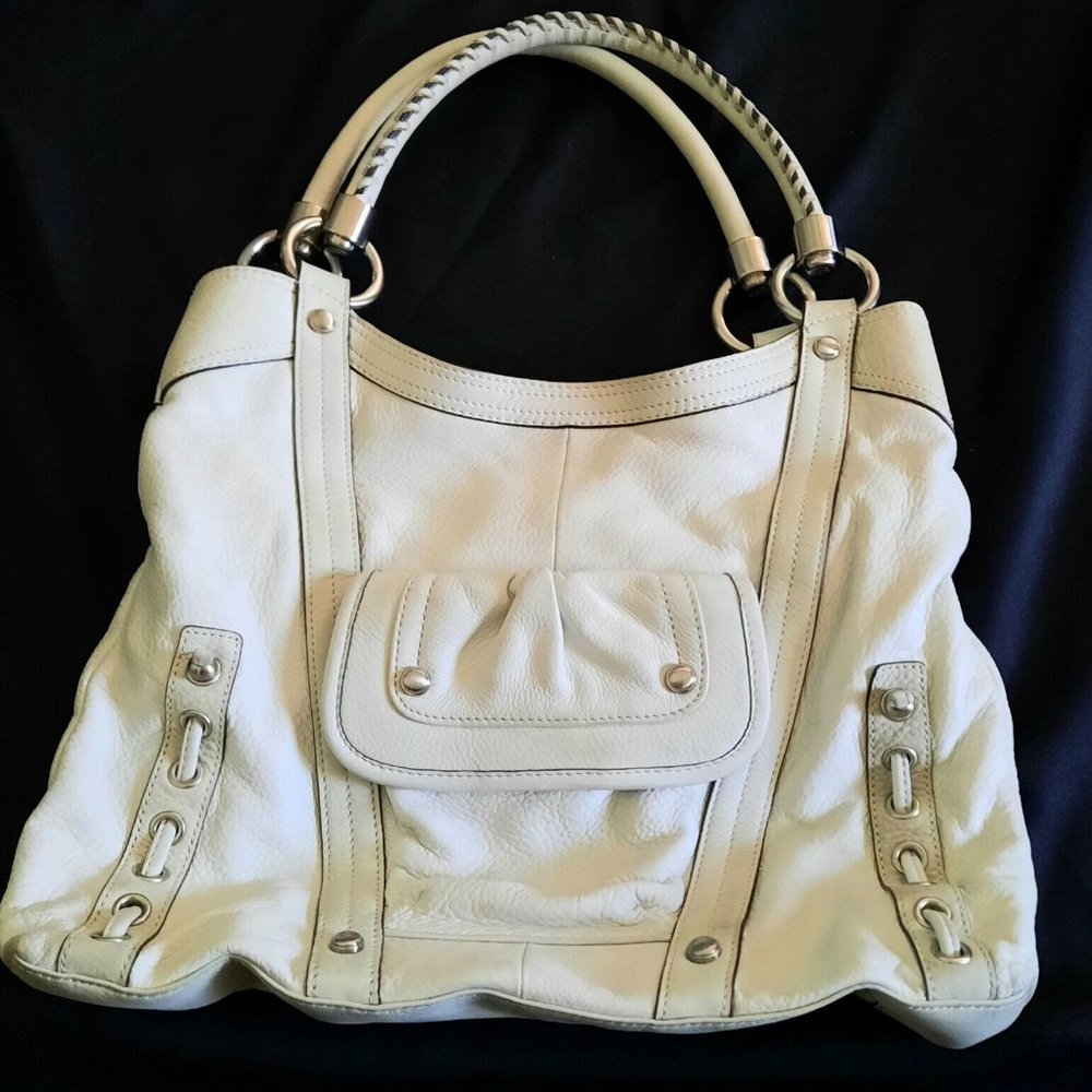 B. Makowsky White Leather Handbag Tote